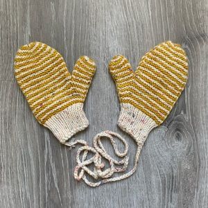 Kalinka Kids Divna Mittens Gold